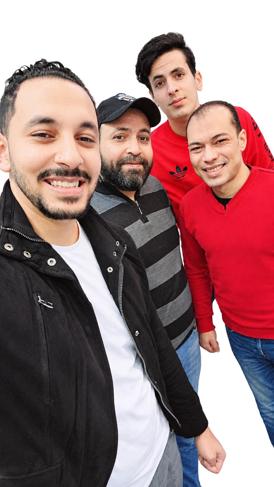 أ. أسامة أحمد مع متدرّبين من ليبيا ومصر