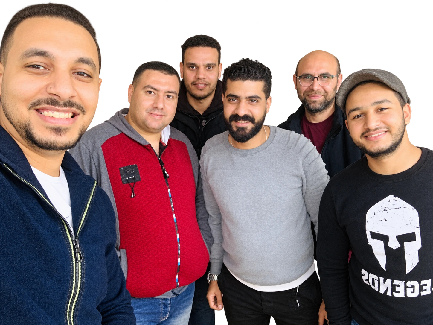 أ. أسامة أحمد مع متدرّبين من مصر والأردن