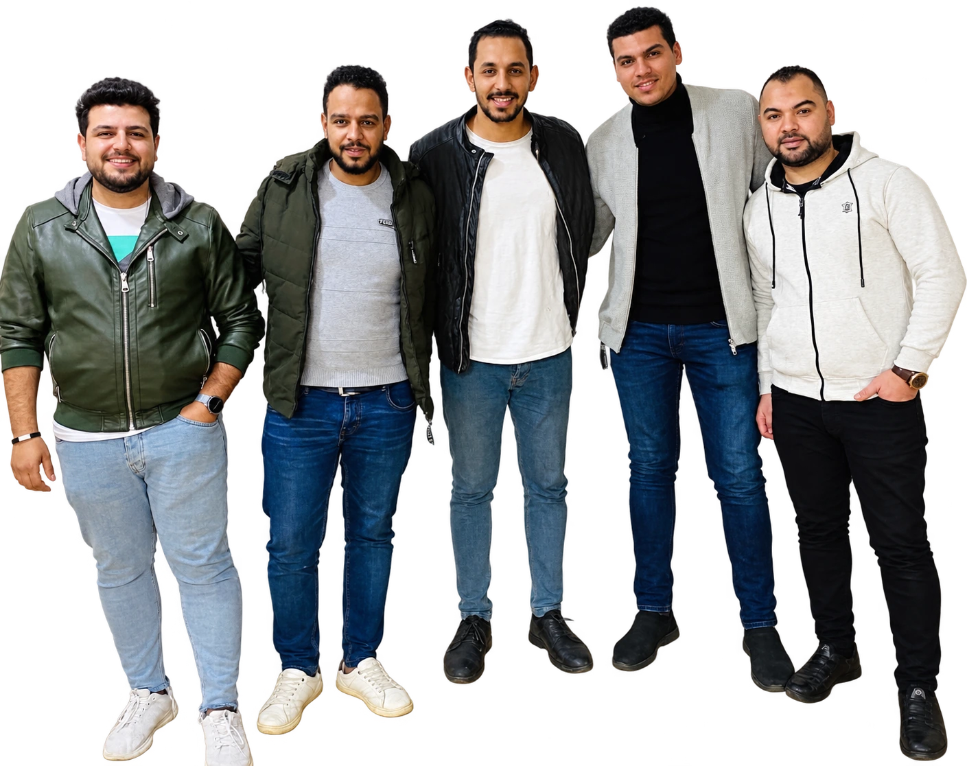أ. أسامة أحمد مع مجموعة من المشاركين في تدريب للمحترفين